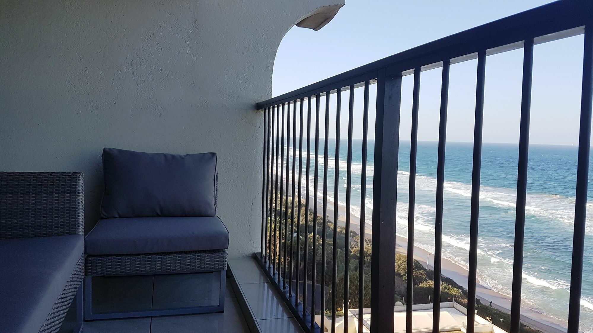 803 Bermudas - By Stay In Umhlanga Durban Exteriör bild